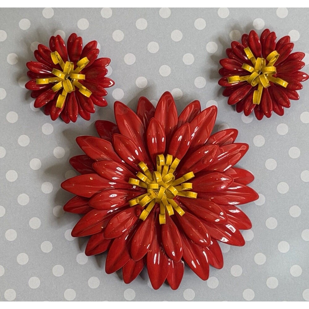 Vintage Vibrant Red Enamel Flower Brooch & Clip-on Earrings Set 3 MCM Retro Pin